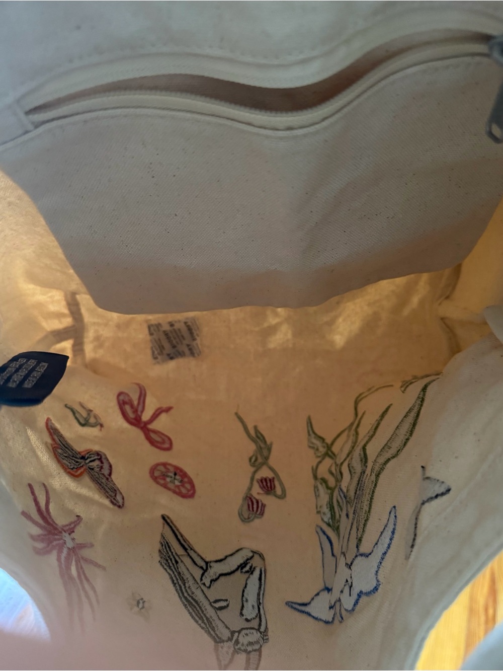 BAGGU Embroidered Jessica Williams Horizontal Duck Bag - Picture 3 of 7